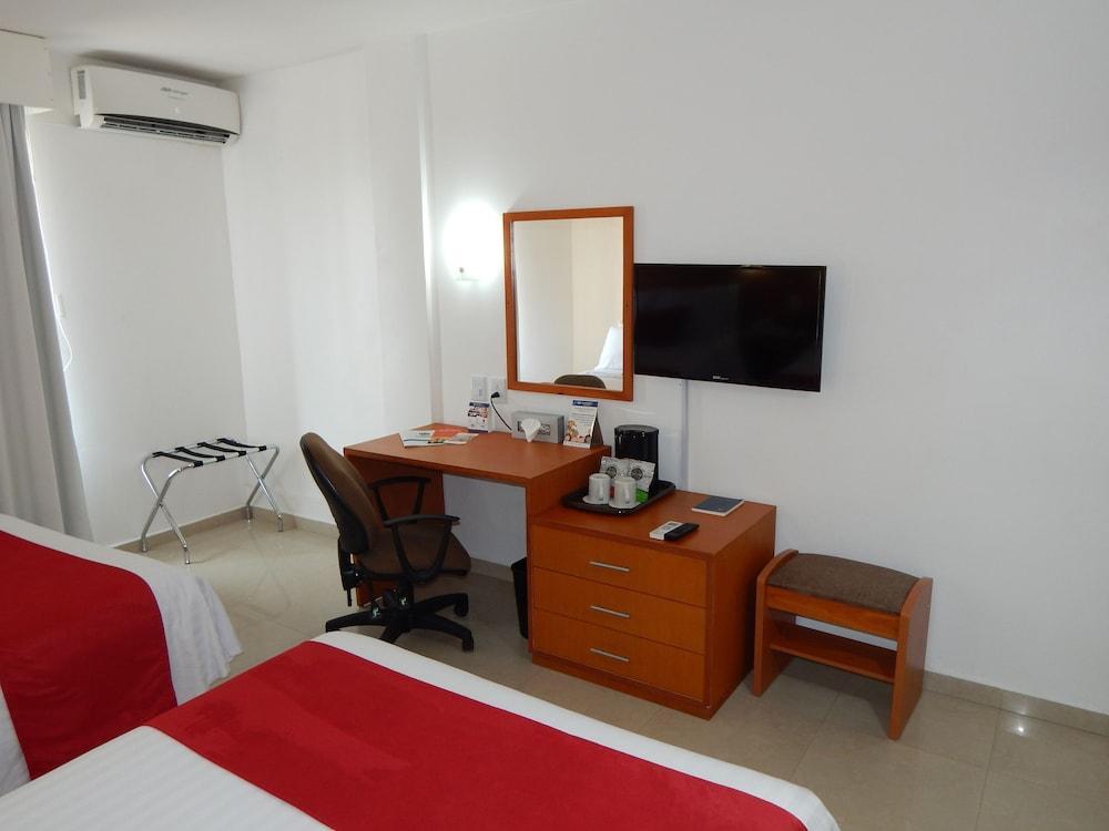 Hotel Gran Minatitlan Plaza Exterior foto