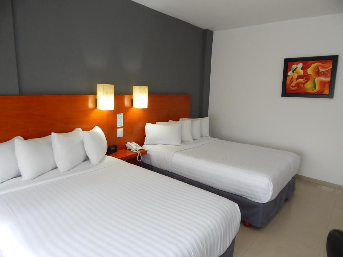 Hotel Gran Minatitlan Plaza Exterior foto